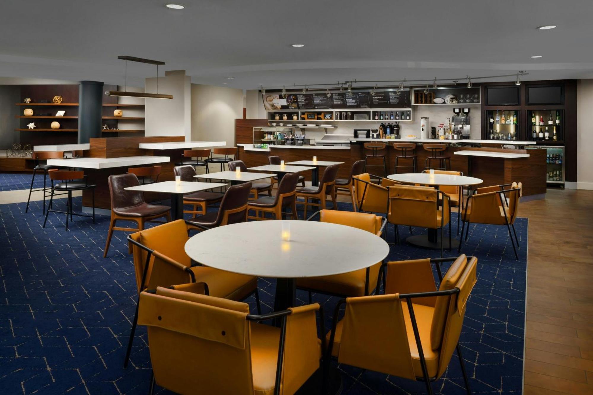 Hotel Courtyard By Marriott Potomac Mills Woodbridge Exterior foto